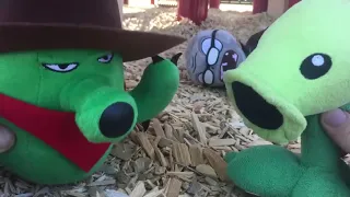 PVZ PLUSHIE ATTACK 3