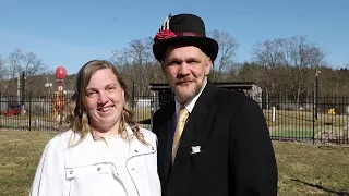 Couples tie the knot in Hell for free in Leap Day mass wedding ceremony