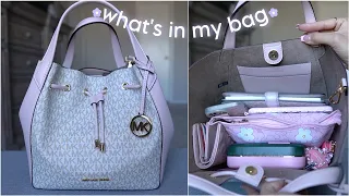 ✿ what's in my Michael Kors Phoebe bucket bag ✿
