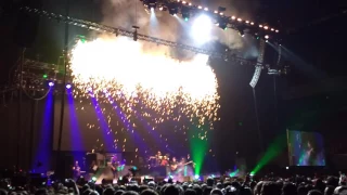 John Fogerty - Opening show Born On The Bayou