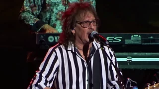 Smokie (Live in Crocus City Hall, Moscow, 26.02.2017) Lay Back in the Arms of Smokie