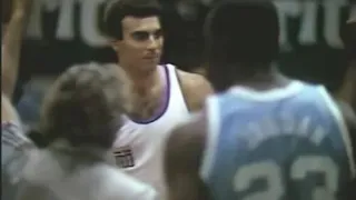 GREECE-N.CAROLINA 83-100 [(JORDAN vs GALIS) ΕΡΤ,20/10/1983]