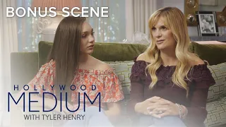 Melissa Gisoni Gets Closure From Late Mother | Hollywood Medium with Tyler Henry | E!