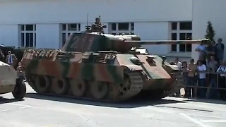 WWII Panther tank acceleration
