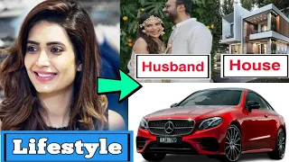 Karishma tanna lifestyle 2022, age, family, bf, husband, networth, cars, house, income, biography