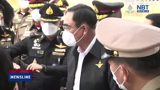 Gen.  Prayut checks on water situation in Ayutthaya