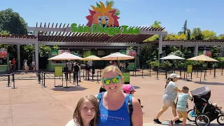 WORLD FAMOUS San Diego ZOO