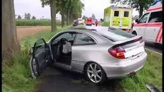 Sechs Verletzte: Mercedes gerät in Gegenverkehr