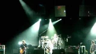 Kings of Leon - Use Somebody (Live in Montreal 16-9-2009)