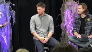 Richard Speight Retires Jensen Ackles Gym Shorts - Supernatural BurCon 2013