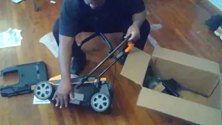 Malcolm Richmond vlog: 13" 24v max lithium-ion cordless mower clm2413A unboxing