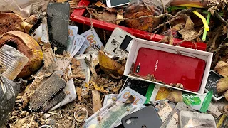Restoration oppo a3s abandoned destroyed phone | Found a lot of broken phones in the rubbish