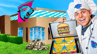 BEAST Burger BOX FORT Restaurant Challenge!