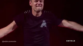 Armin van Buuren plays "In And Out Of Love" (Untold 2019)