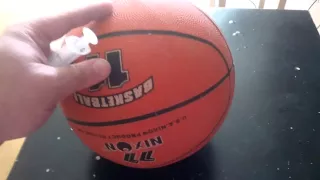 Как накачать мяч без иглы и насоса