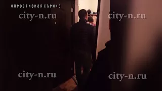 Новокузнечанин зарезал курившего у подъезда соседа