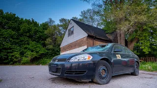 Exploring a Forgotten and Abandoned House in a High Crime Neighbourhood