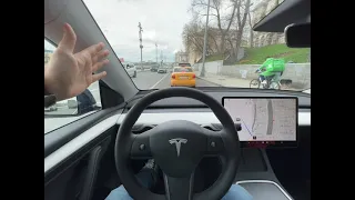 Автопилот Tesla model Y в Москве