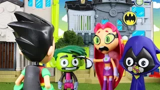 TEEN TITANS GO! - Robin Unmasked - with Kid Flash Raven and Beast Boy Teen Titans Go Face Swappers
