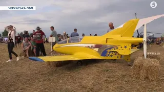 Виставка авіатехніки, показові польоти. Як минув фестиваль малої авіації "ЯСЛА" на Черкащині