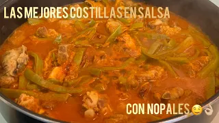 Costillas  de cerdo con nopales en salsa roja 🤤👌🏼deliciosas y fácil de hacer 😉