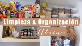 LIMPIEZA & ORGANIZACION DE MI DESPENSA|COMO LIMPIAR Y ORGANIZAR  TU ALACENA EN TU COCINA