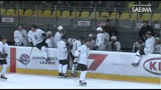Hokeja draudzības spēlē spēkiem mērojas Saeimas un Baltkrievijas prezidenta hokeja kluba komandas