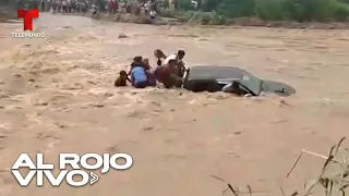 Río en Perú arrastra a pasajeros de una camioneta