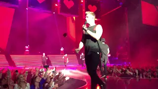 Backstreet Boys - Shape of My Heart - April 27, 2019