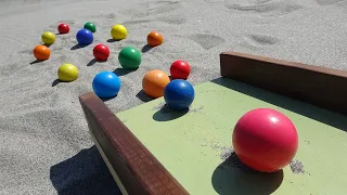 Marble Run ♡ Rain gutters, wooden slopes, big colorful balls & sandy beach course