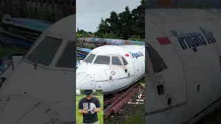 Penampakan Kuburan Pesawat Terbang di Pinggir Jalan 😱?