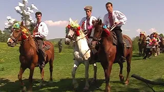 Автентичне весілля в Березові на конях.Authentic wedding in Berezov on horseback.