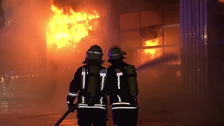 Großbrand in Diemelstadt: 500.000 Euro Schaden bei Feuer in Werkstatt