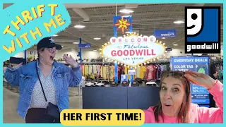 It Was Her First Time in Vegas | I Took Her to Goodwill