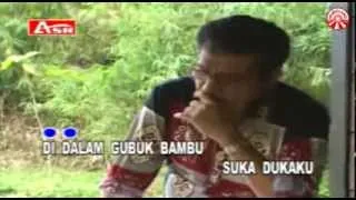 Meggi Z - Gubug Bambu [Official Music Video]