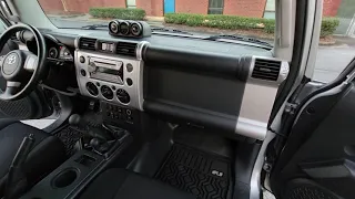 2007 Toyota FJ Cruiser 6-Speed:  interior