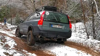 Volvo XC70 Offroad 2023. Volvo XC70 P2 2000-2007 in deep mud. Volvo AWD test. DDrive