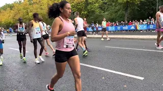 BMW Berlin Marathon 2022 Kipchoge Warmup