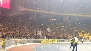 Ayuh Malaysiaku! - Ultras Malaya | Malaysia vs Thailand | World Cup Qualifier 2022