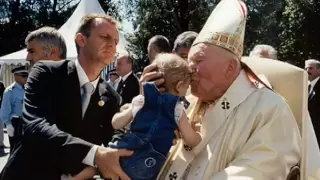 Reportage / Jean-Paul II, le pape pèlerin de Lourdes (rétrospective)