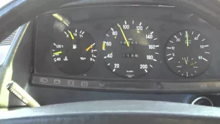 Mercedes W123 300TD acceleration 0-100 2.