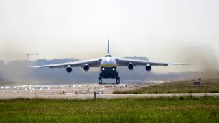 Antonov 124 heavy departure (GLORIOUS SOUND)