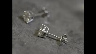 Jollys Jewellers - Mansfield - How To Make Diamond Stud Earrings