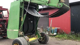 Rundbalspress John Deere 550 Klaravik