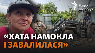 Жителі Херсонщини повертаються у затоплені будинки і показують, що від них залишилося