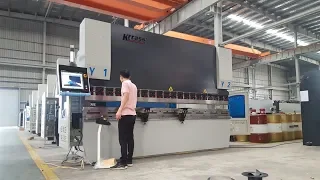 KRRAS Hydraulic Press Brake with DA66T System | 4+1 Axis CNC Press Brake