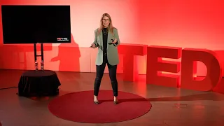 What doesn't kill you makes you stronger | Martina Meyer | TEDxHWZ