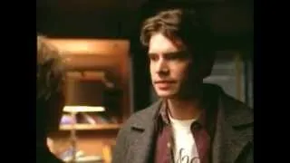 Scott Foley in Felicity [S01E20] Noel & Felicity