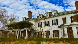 Giant Abandoned MILLIONAIRES MANSION w/ Things Still Left Behind, IS SOMEONE INSIDE WITH US?