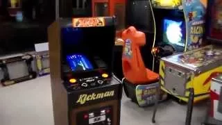 Midway KICKMAN Arcade Machine With A Pac-Man Cameo - This Is The Rare Cabaret Cabinet You Never See!